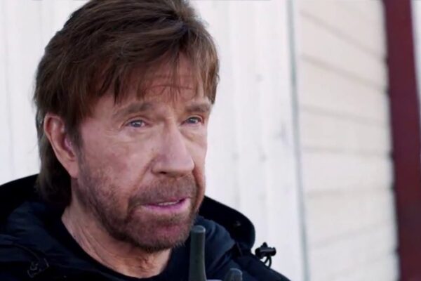 Chuck Norris Net Worth 2020 – Life, Career, Earnings