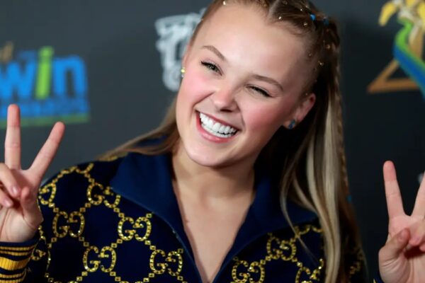 Jojo Siwa Net Worth 2021,Bio, Career, Height