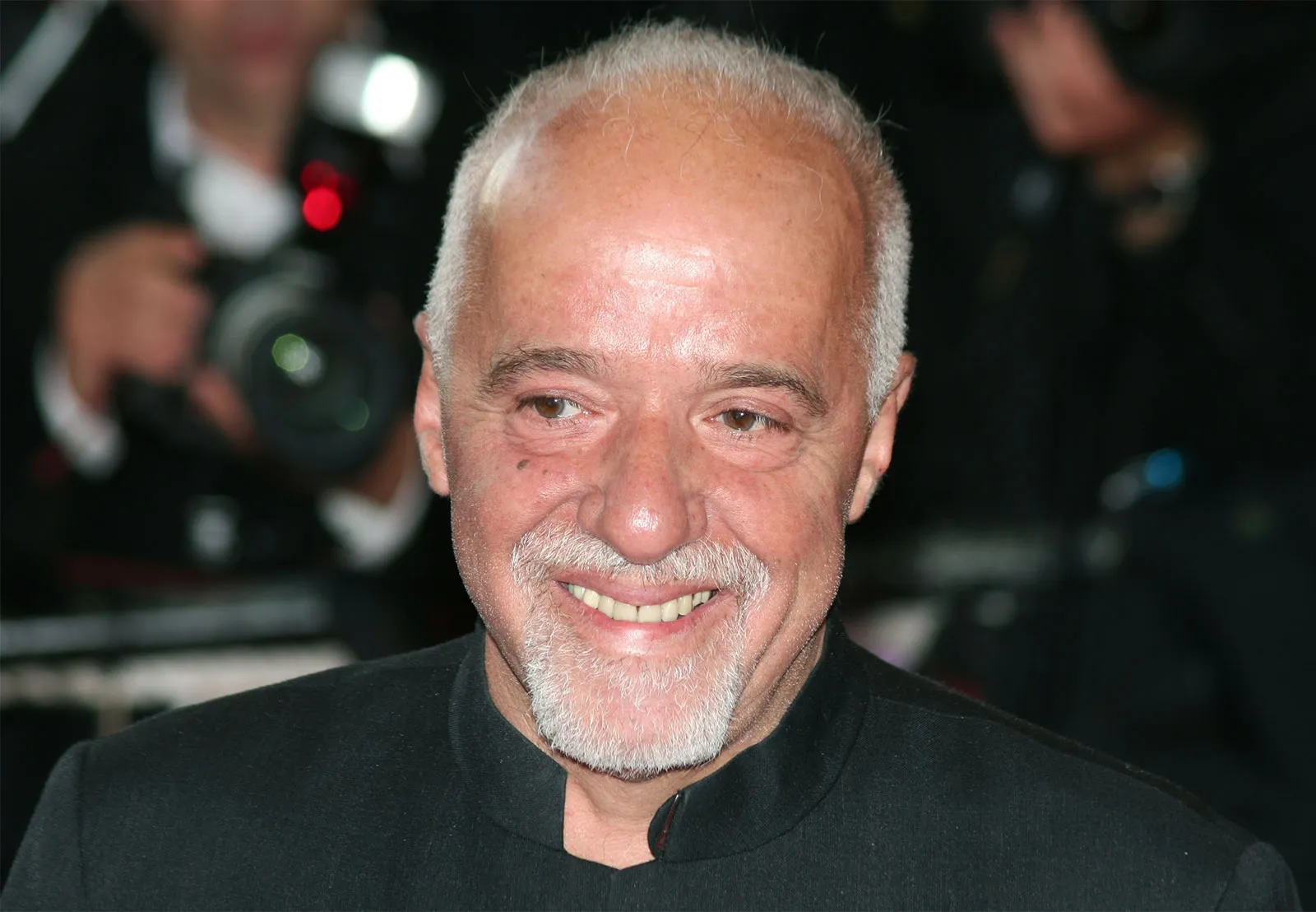 Paulo Coelho Net Worth 2022