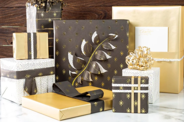 Creative Ways to Style Your Gifts With Custom Wrapping Paper